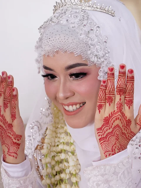 Makeup artist mua rias pengantin hijab akad muslim